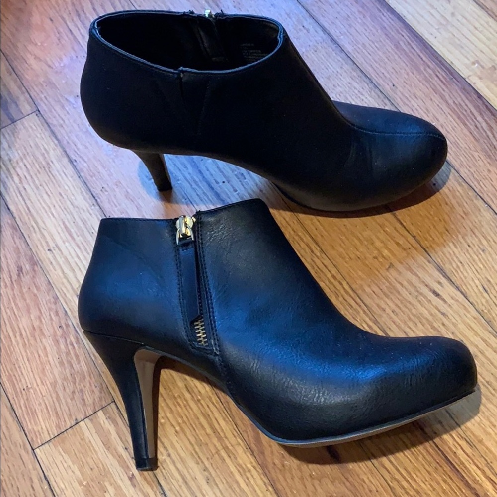 Madden Girl Ginger Ankle Boots size 7.5 black